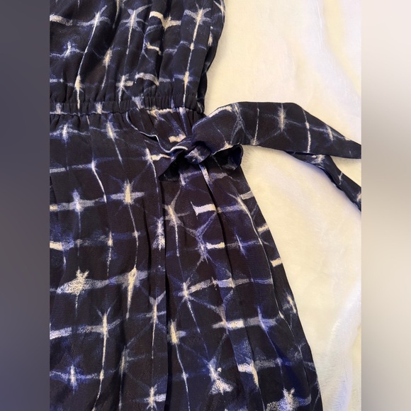 Evereve Black and White Patterned Top - Picture 7 of 11